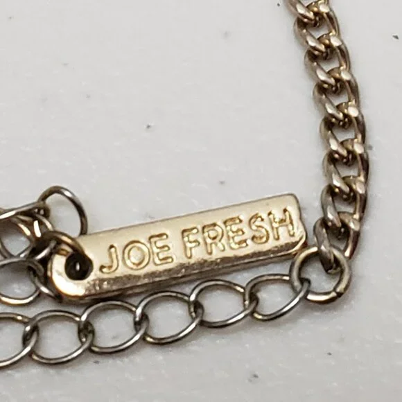 Necklace (Mini Cubes) - Picture 4 of 4